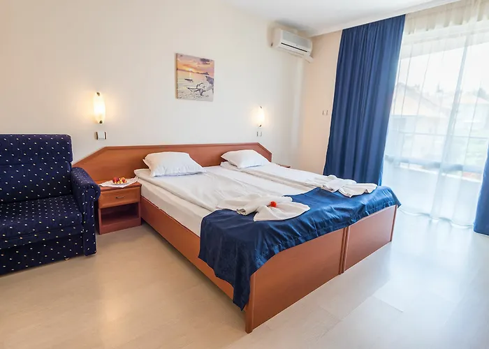 Amon Ra Family מלון 3*