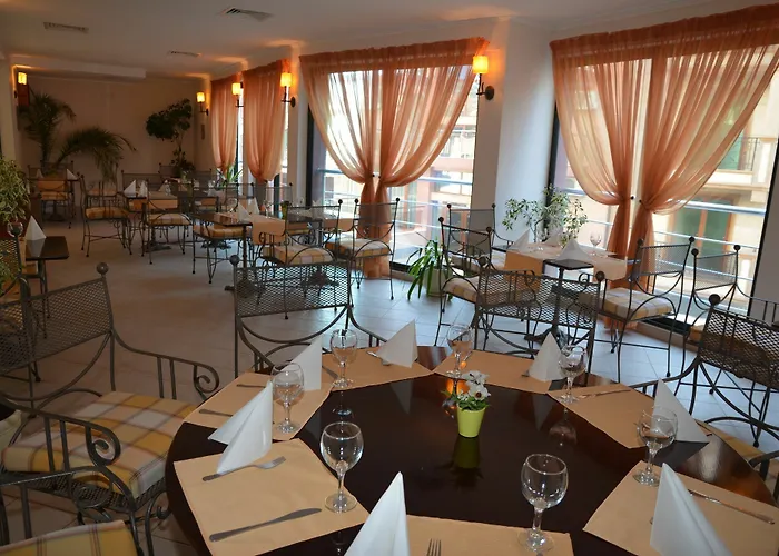 מלון Amon Ra Family סוזופול