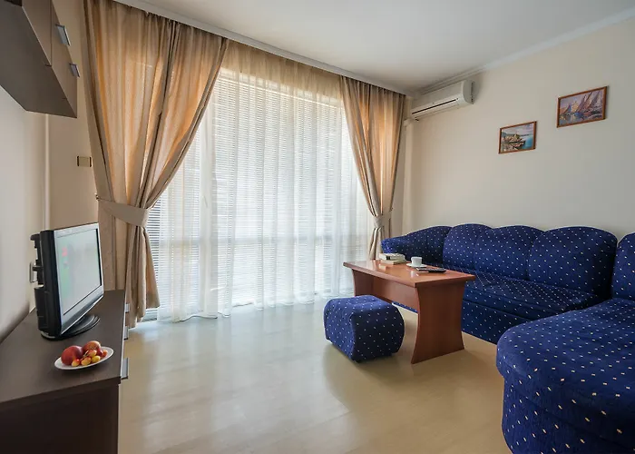 Amon Ra Family Хотел 3*